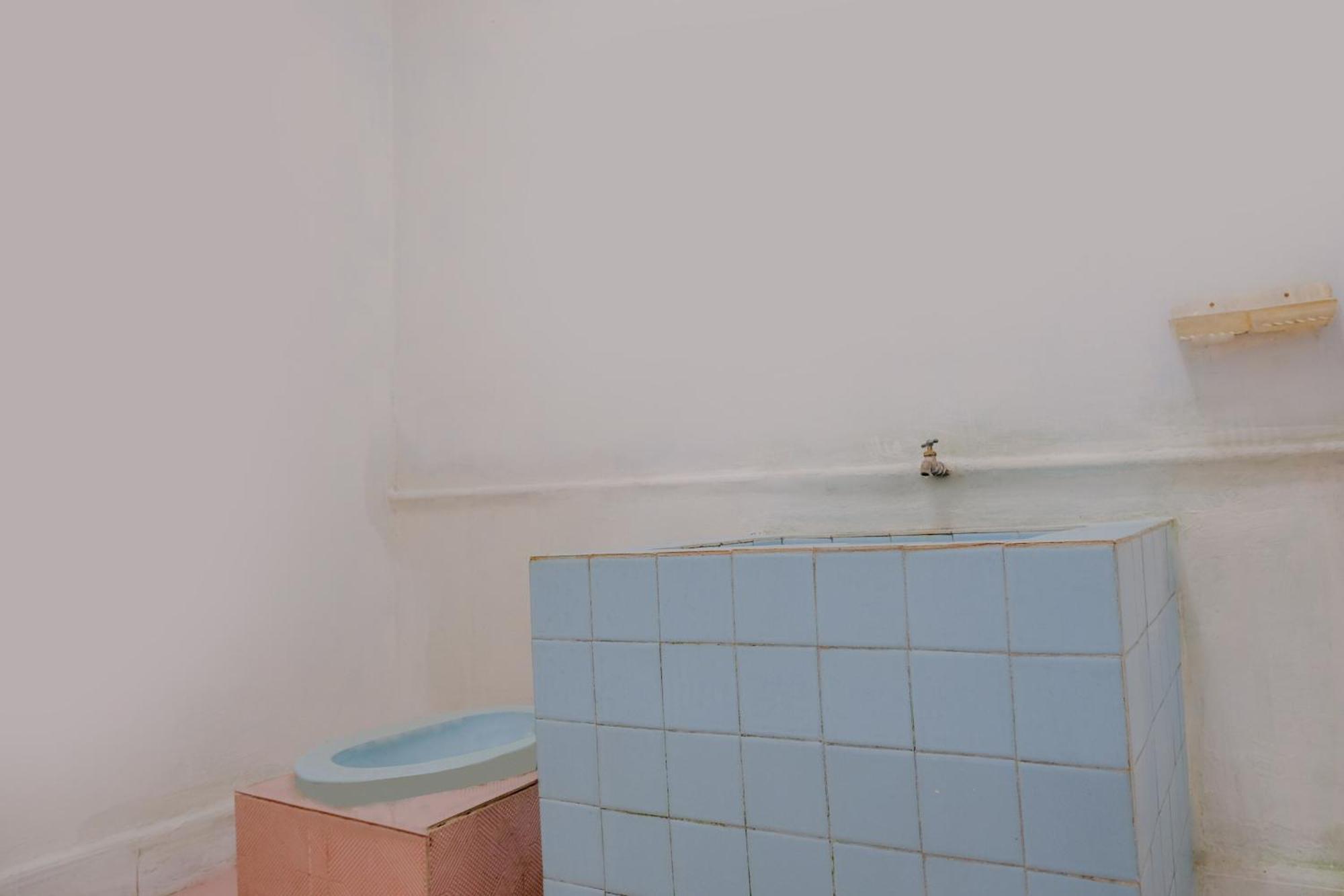 Oyo Life 2638 Hotel Raya Sarangan Ngoại thất bức ảnh